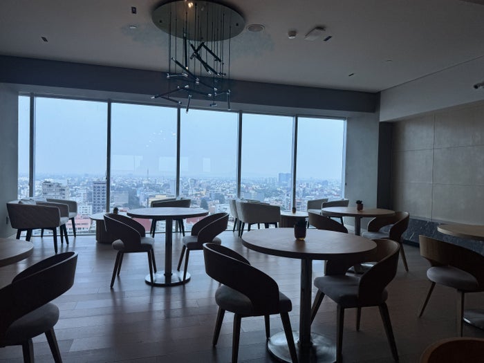 Hyatt Regency Mexico City Insurgentes Regency Club Lounge Evening