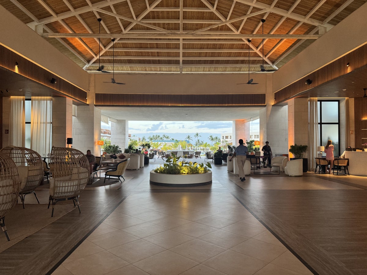 Hyatt Secrets Playa Esmeralda Lobby 4