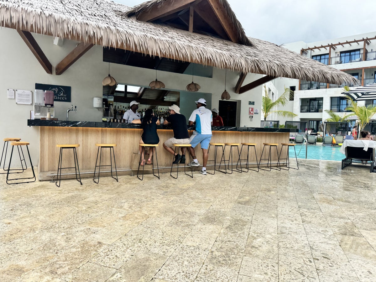 Hyatt Secrets Playa Esmeralda Manatees Poolside Bar Side
