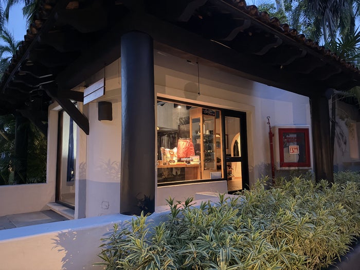 Hyatt Thompson Zihuatanejo Mexico Shop Hyatt Thompson Zihuatanejo Mexico Shop