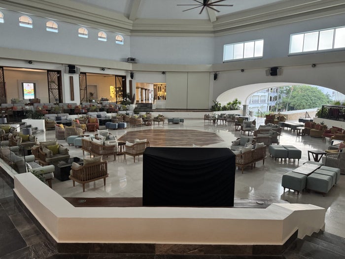 Hyatt Vivid Playa del Carmen Lobby Seating