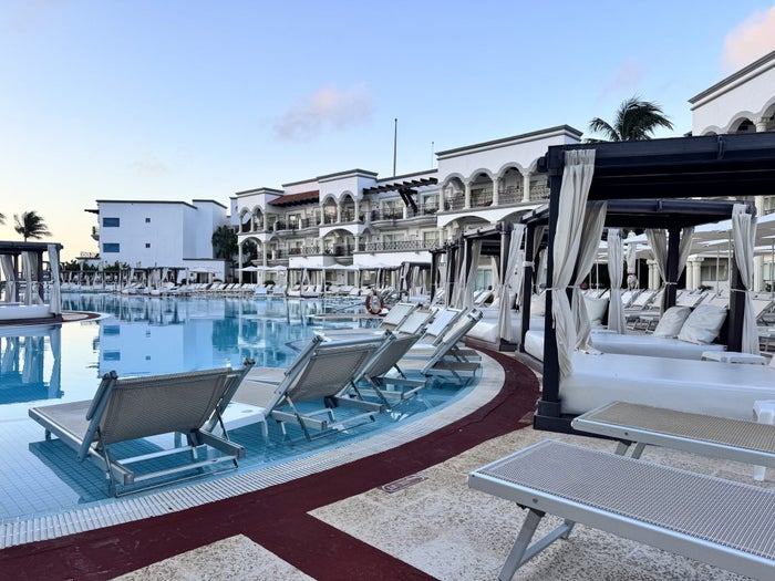 Hyatt Vivid Playa del Carmen Pool Cabanas
