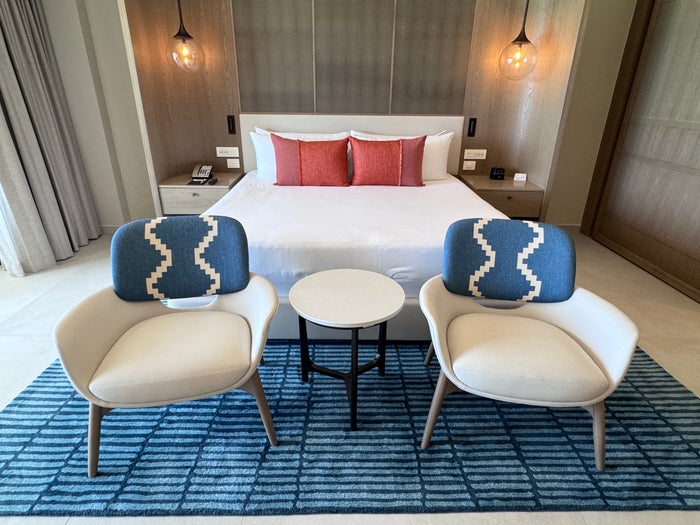 Hyatt Partners With Delta Just Hours After Breaking Up With American Airlines