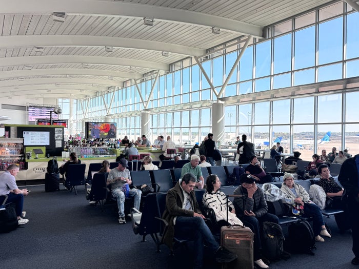IAH Terminal B South Gate Seating