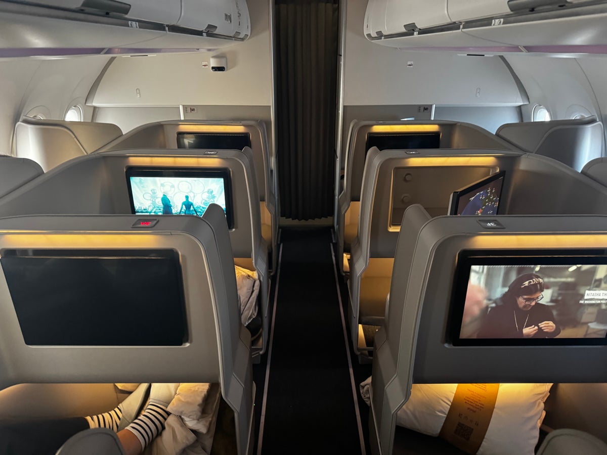 Iberia A321XLR MAD BOS business view aisle