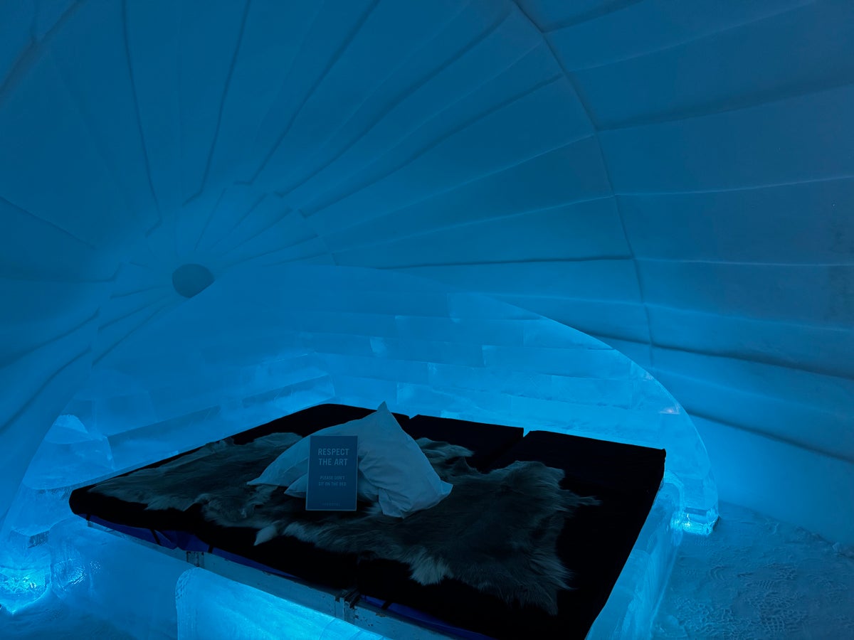 Ice Hotel Sweden Choice Ascend Ice Rooms bed 7