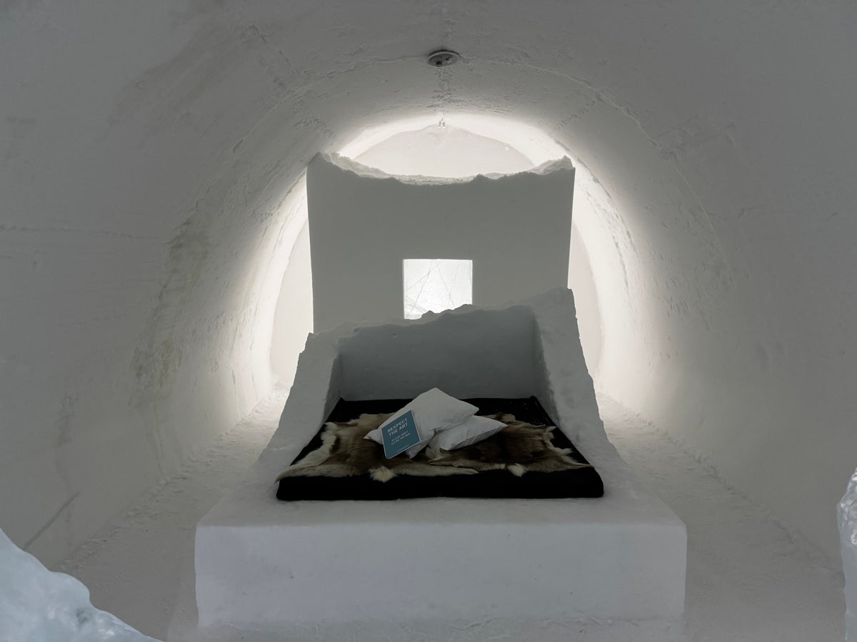 Ice Hotel Sweden Choice Ascend Ice Rooms bed 8