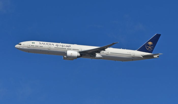 JFK Saudia B777 300ER side