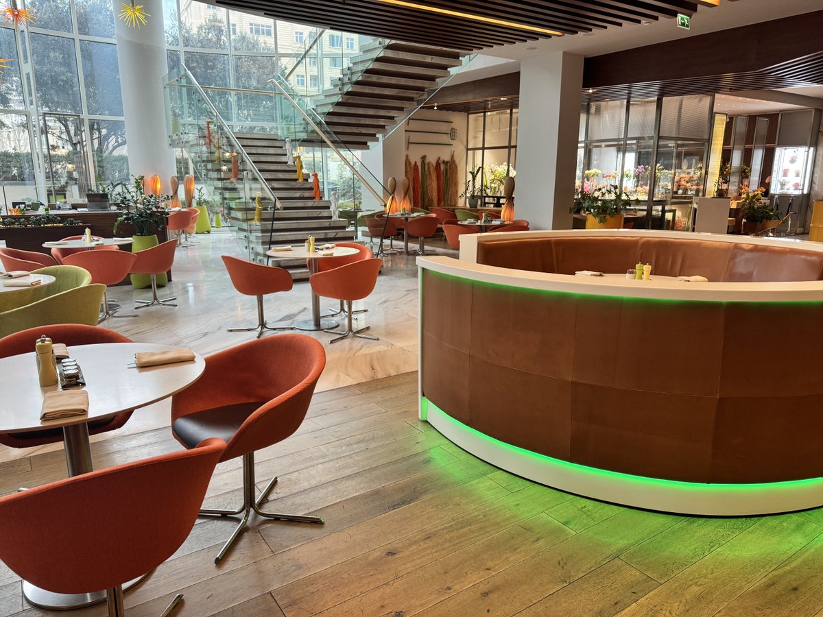 JW Marriott Absheron Baku Cafe Seating Area