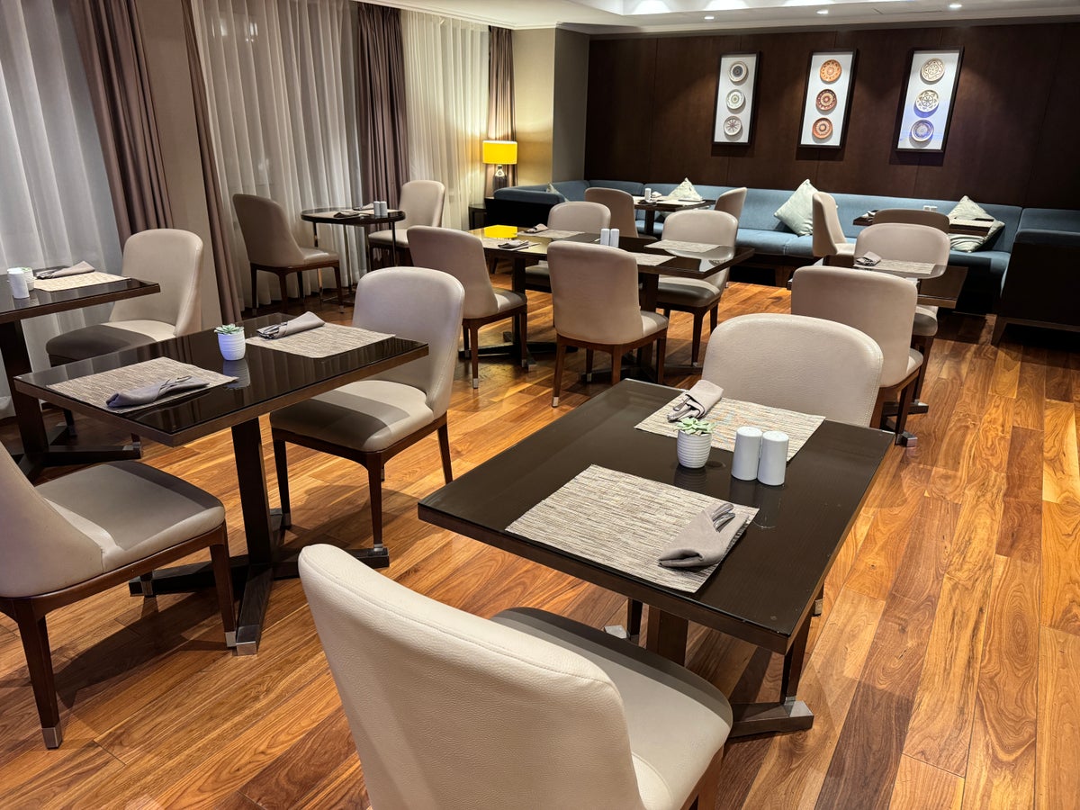 JW Marriott Bucharest Grand Hotel Executive Lounge dining seating