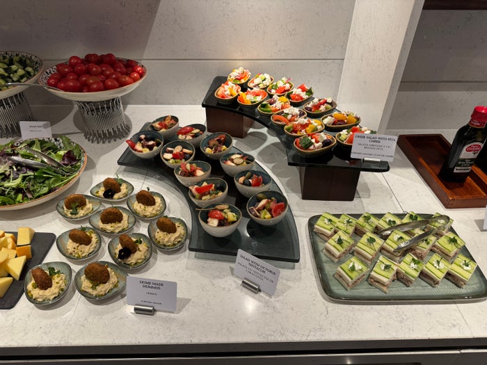 JW Marriott Bucharest Grand Hotel Executive Lounge happy hour apps