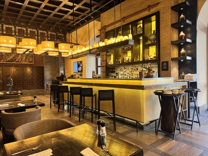 JW Marriott El Convento Cusco Peru Bar