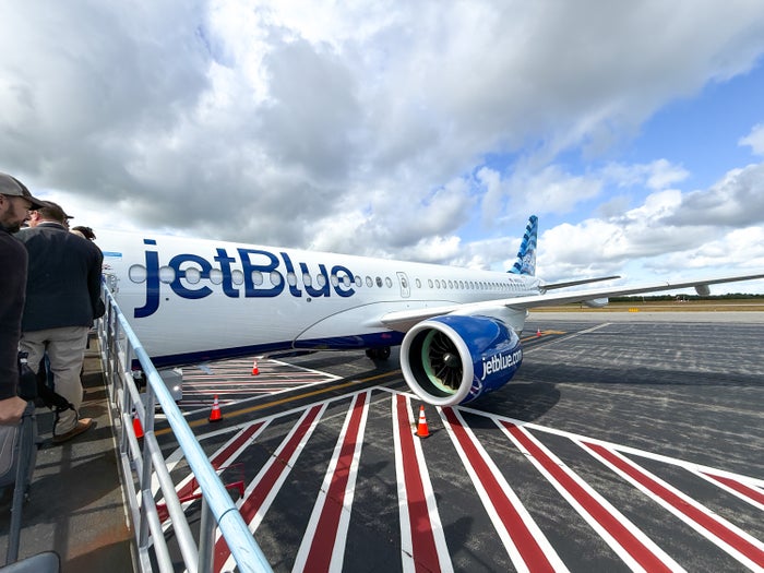 Wells Fargo Expands Its Roster of Airline Transfer Partners With Addition of JetBlue