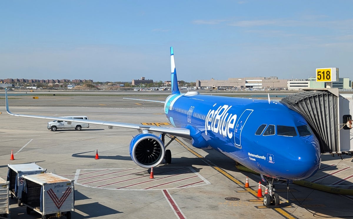 JetBlue A321 new colors JFK