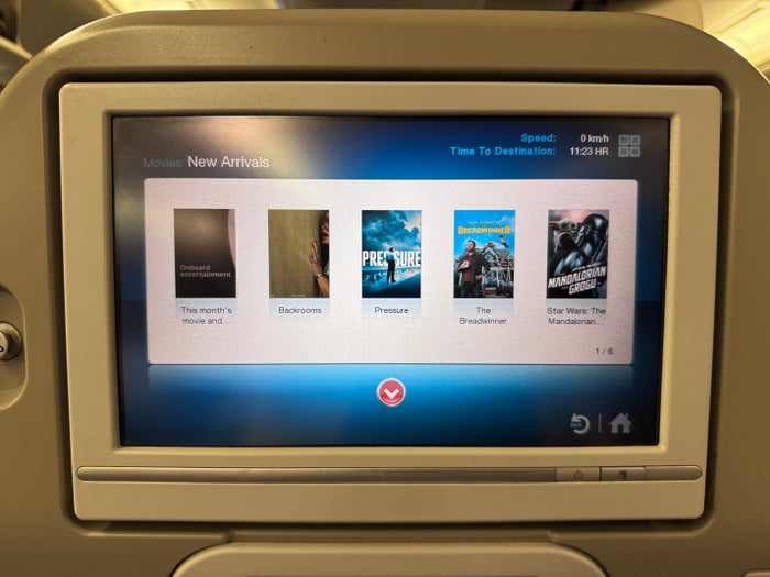 Korean Air B777 300 LHR ICN economy IFE