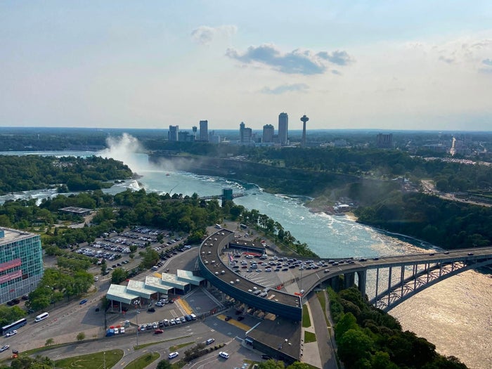 Live On Air Fallsview Balloon Ride view