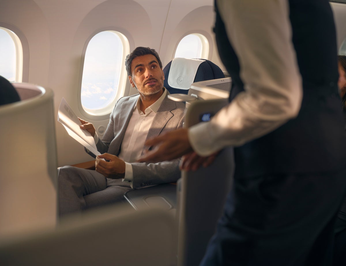 Lufthansa FOX business menu ordering