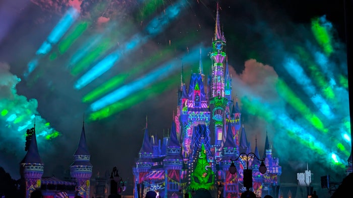 Mickey's Not So Scary Halloween Party fireworks show