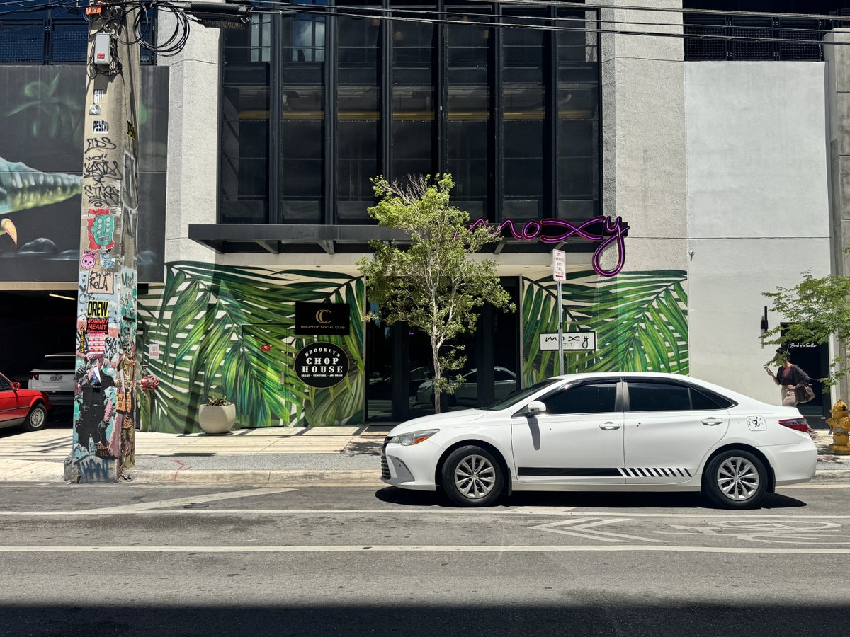 Moxy Miami Wynwood Hotel Exterior Street View