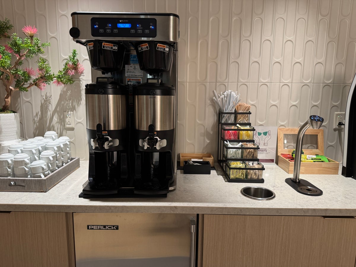 Plaza Premium Lounge DFW coffee water