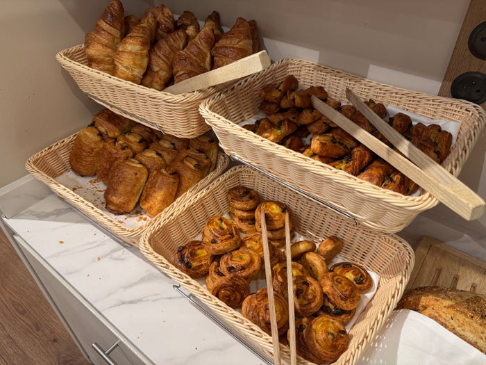 Renaissance Paris Nobel Tour Eiffel Hotel breakfast baked goods
