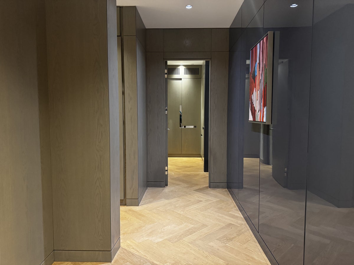 Ritz Carlton Baku Main Bedroom Foyer