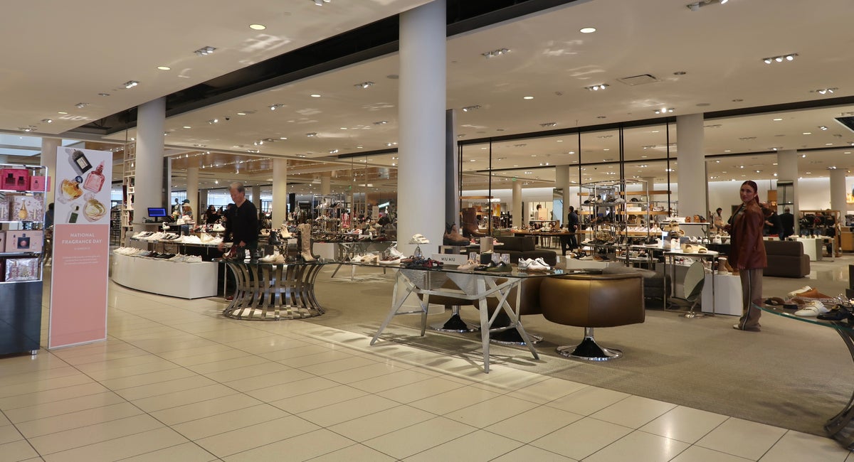 Saks Fifth Avenue Shoe Section Upgraded Points LLC 3