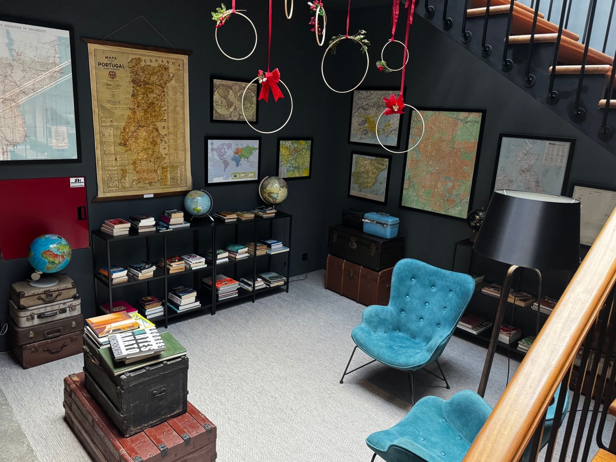 Senhora da Rosa Mr Mrs Smith Azores hall seating