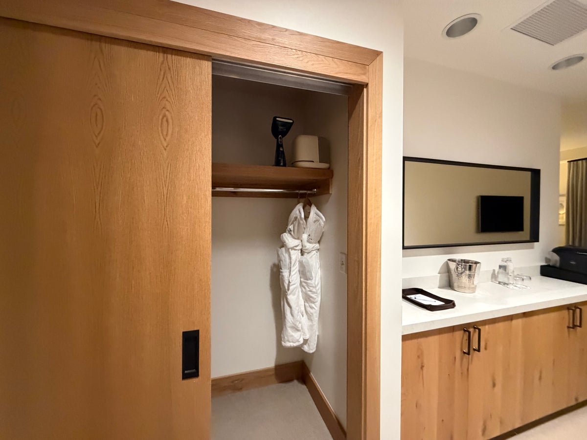 Snowpine Lodge Closet