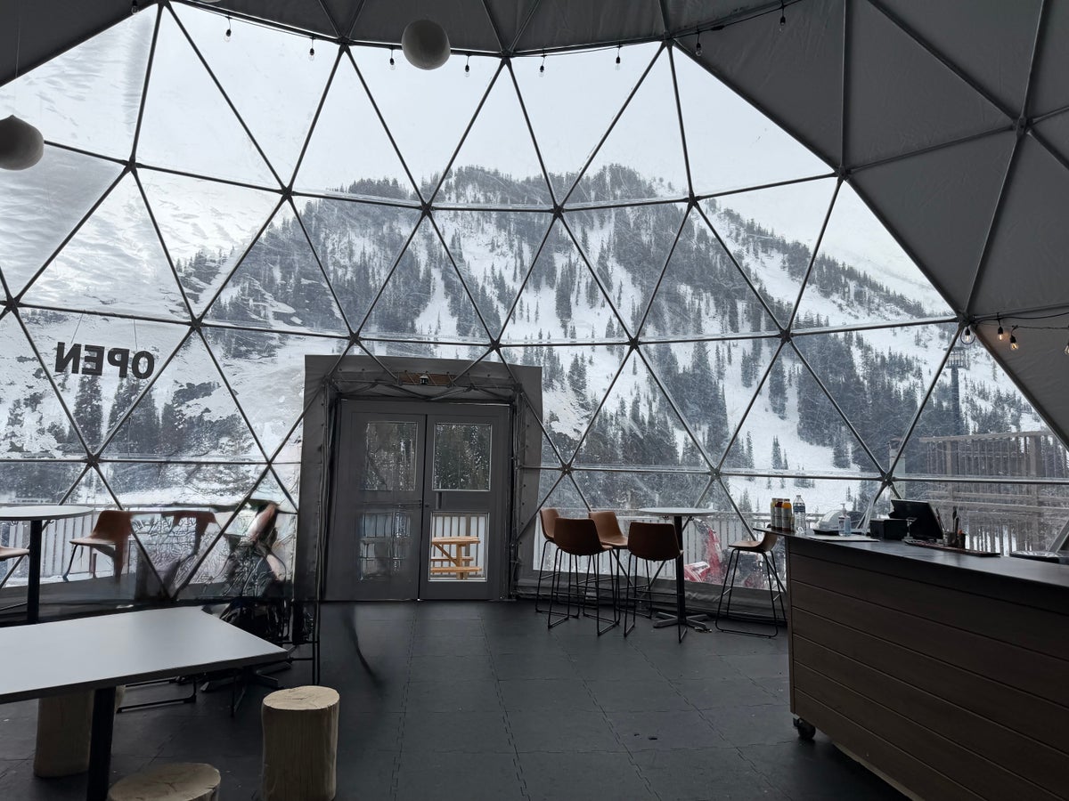 Snowpine Lodge Igloo