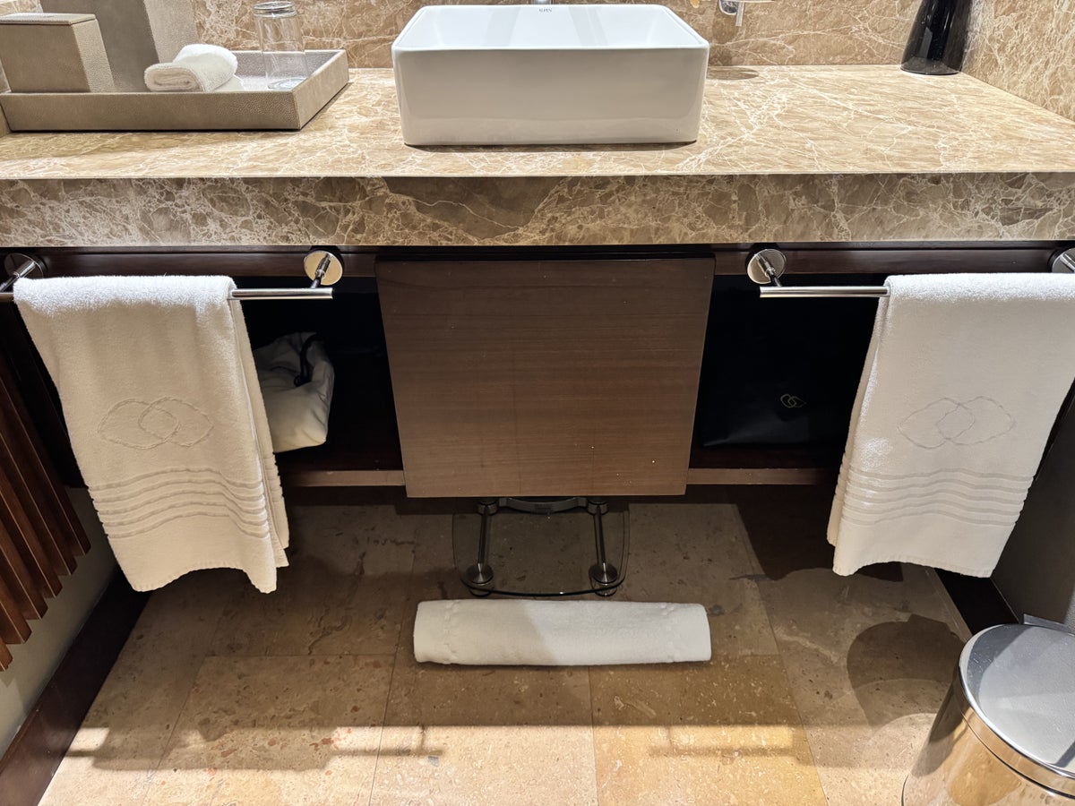 Sofitel Bogota Victoria Regia Bathroom Vanity