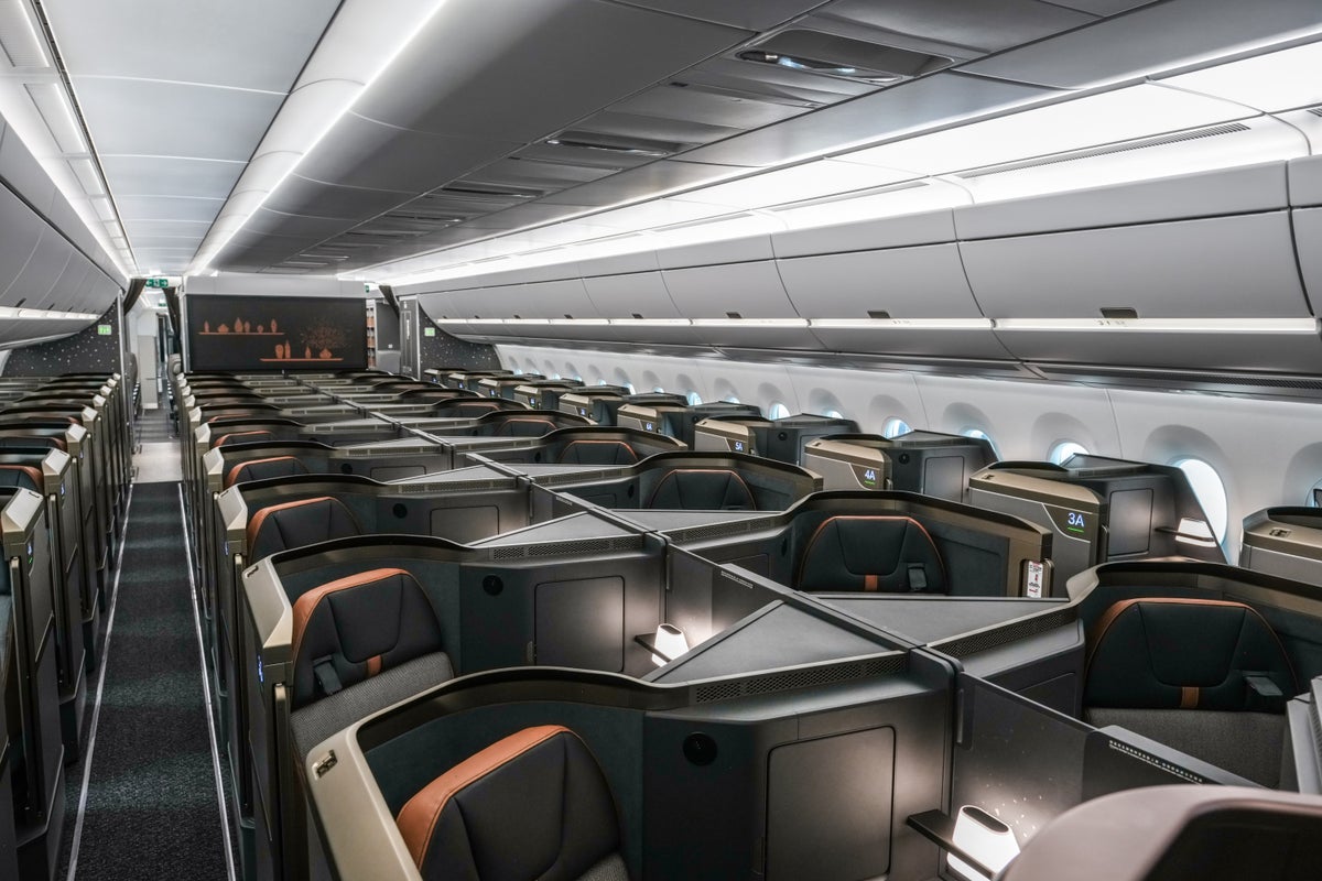 Starlux A350 1000 business cabin