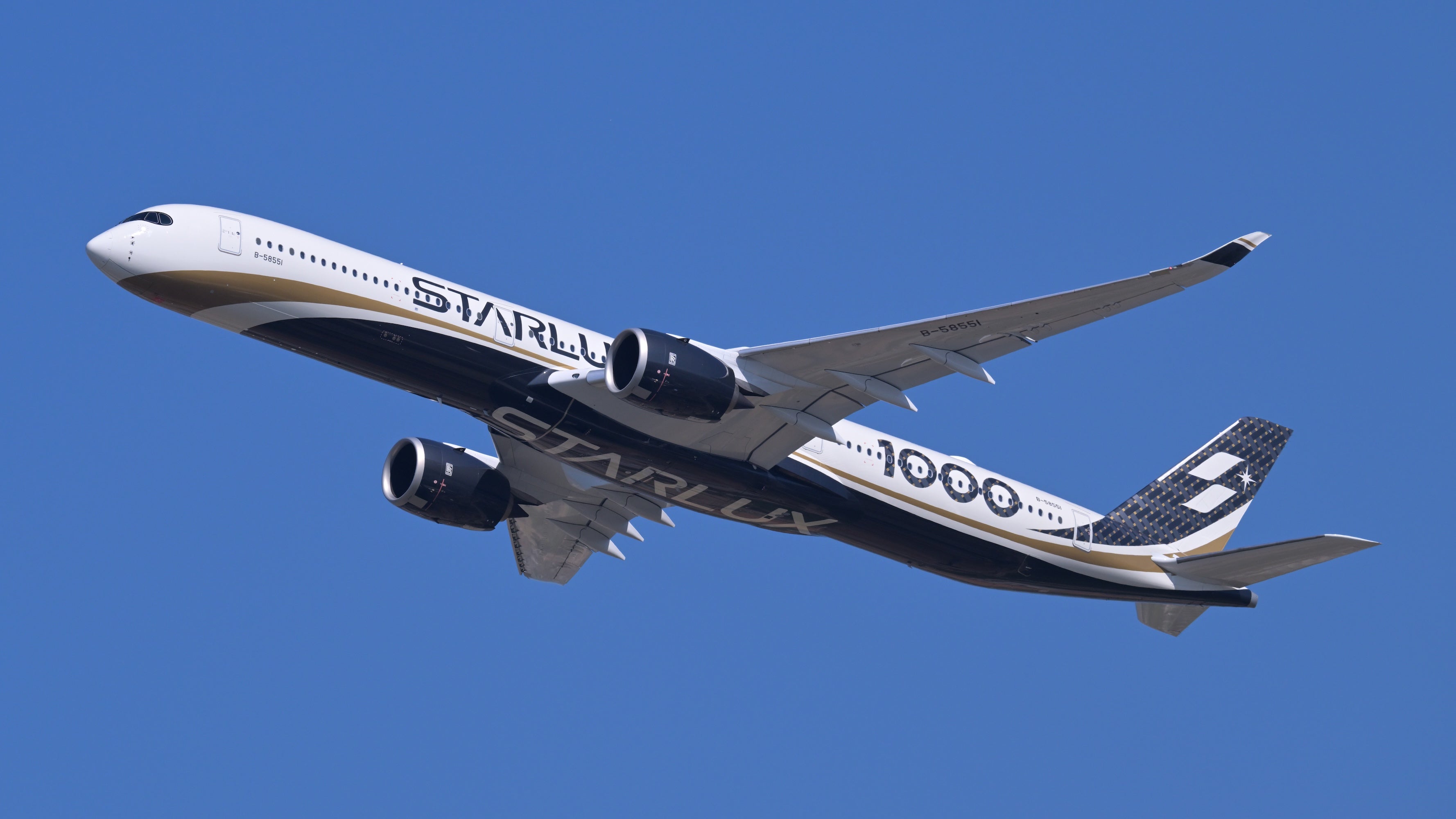 Phoenix Will Be Starlux's First A350-1000 Long-Haul Route — And It's Now on Sale