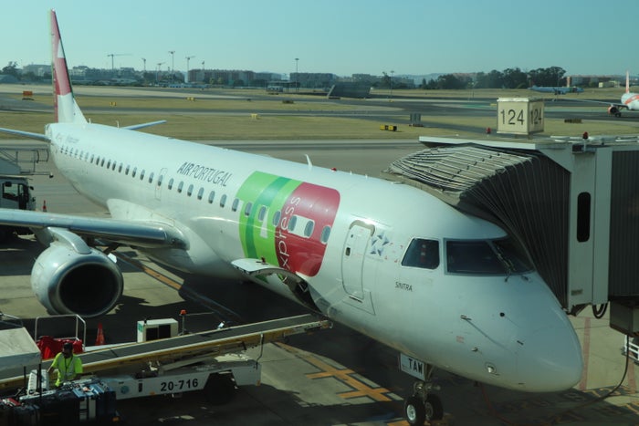 TAP Portugal E195 at gate LIS