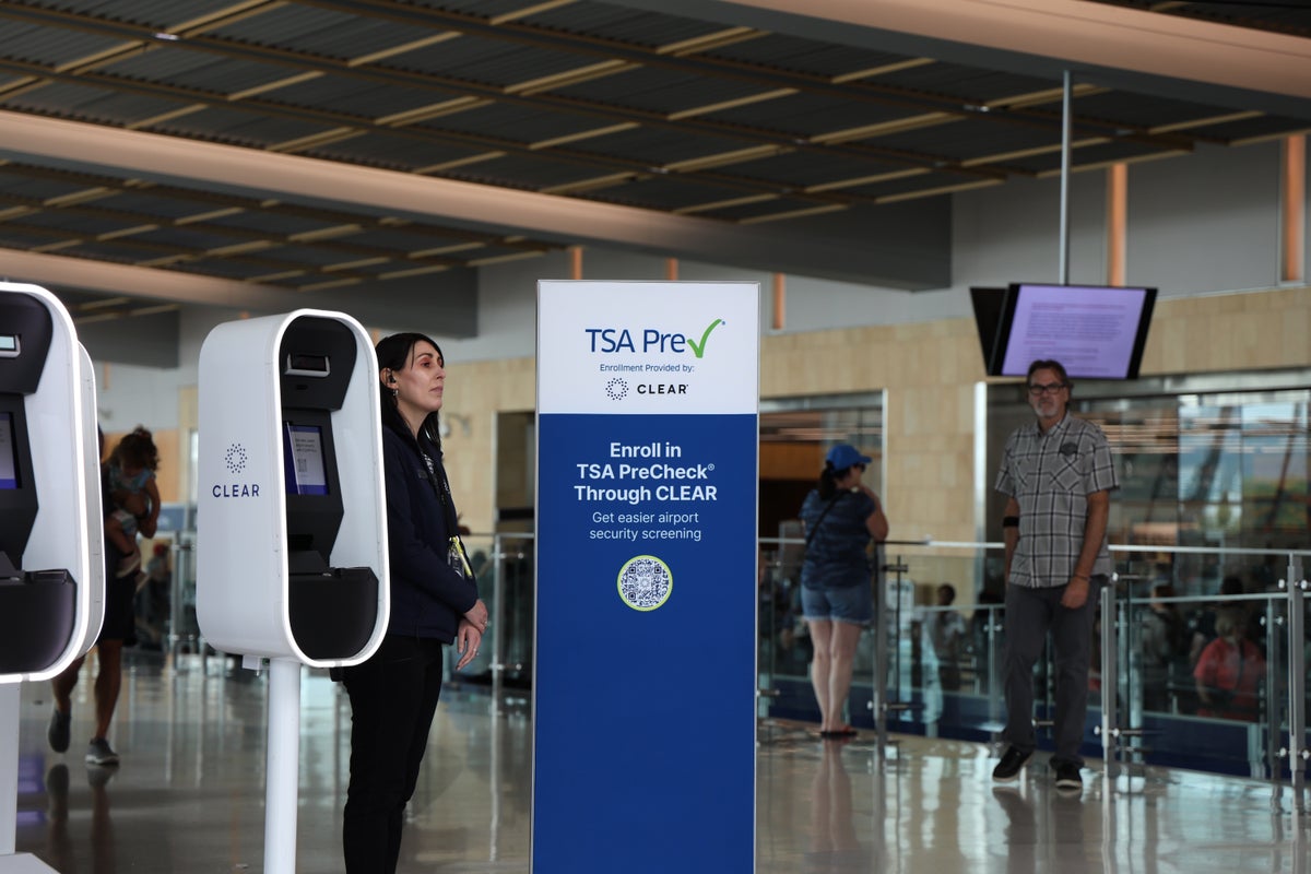 TSA PreCheck CLEAR Enrollment QR Code Sign Upgraded Points LLC 3 TSA PreCheck CLEAR Enrollment QR Code Sign Upgraded Points LLC 3