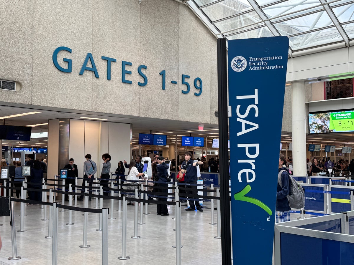 TSA PreCheck lane MCO