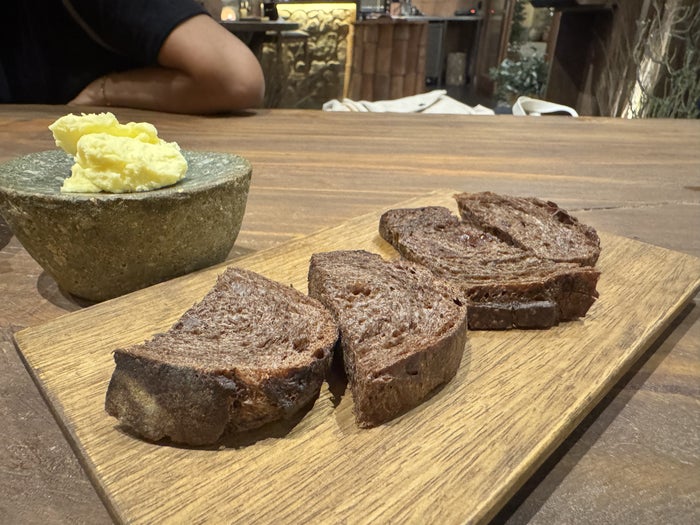 Tambo del Inka Marriott Luxury Collection Bread Service