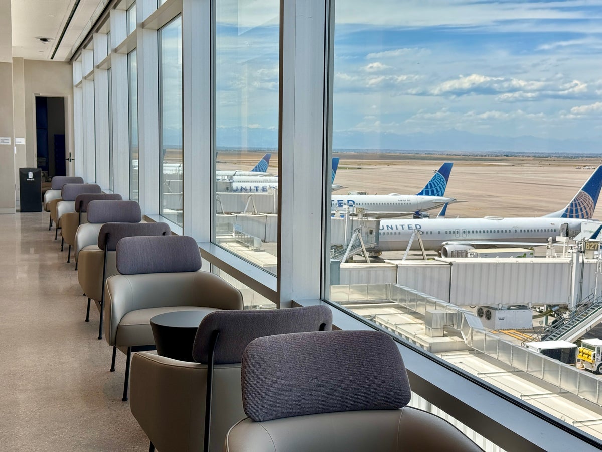 United Club Denver B West Armchairs Along Window