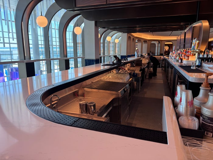 United IAH Terminal B North United Club Lasso Lounge bar exterior