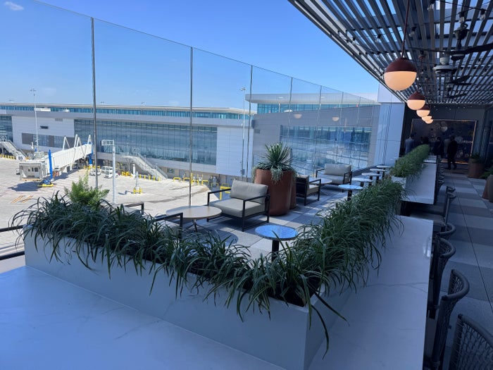 United IAH Terminal B North United Club outdoor terrace