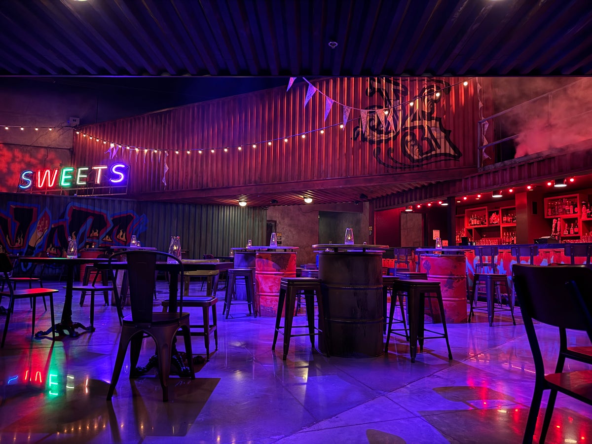 Universal Horror Unleashed Las Vegas Jack's Alley Bar