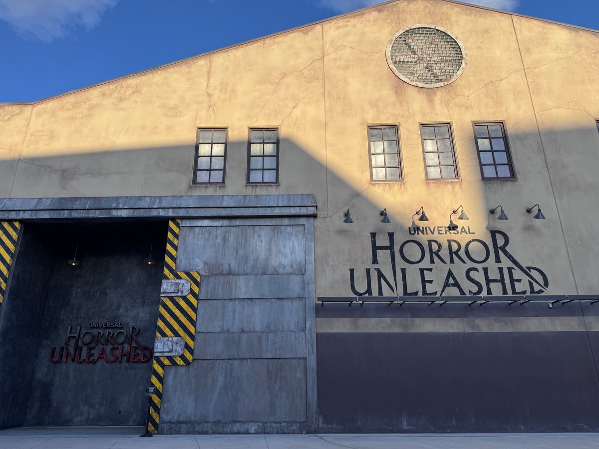 Universal Horror Unleashed Las Vegas exterior