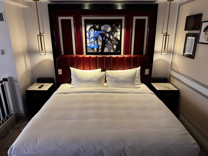 Venetian Las Vegas Remodeled Luxury King Suite bed Venetian Las Vegas Remodeled Luxury King Suite bed