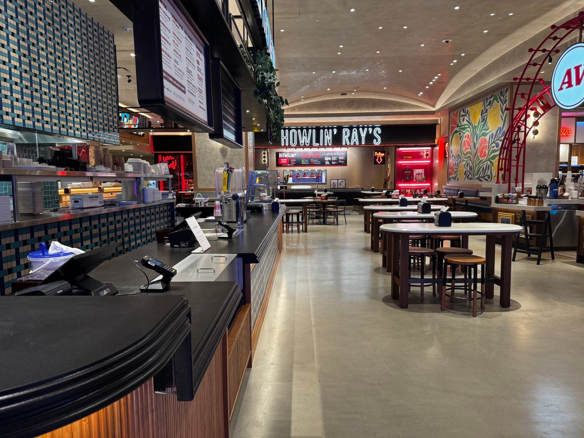 Venetian Las Vegas food court side view