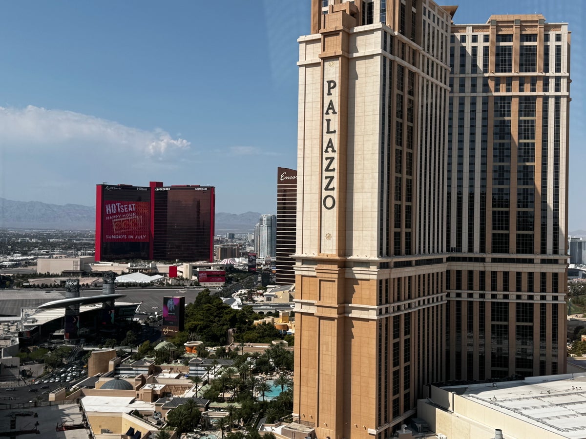 [Flash Sale] Get Huge Discounts on Las Vegas Hotels, Dining, Shows, and More This Week