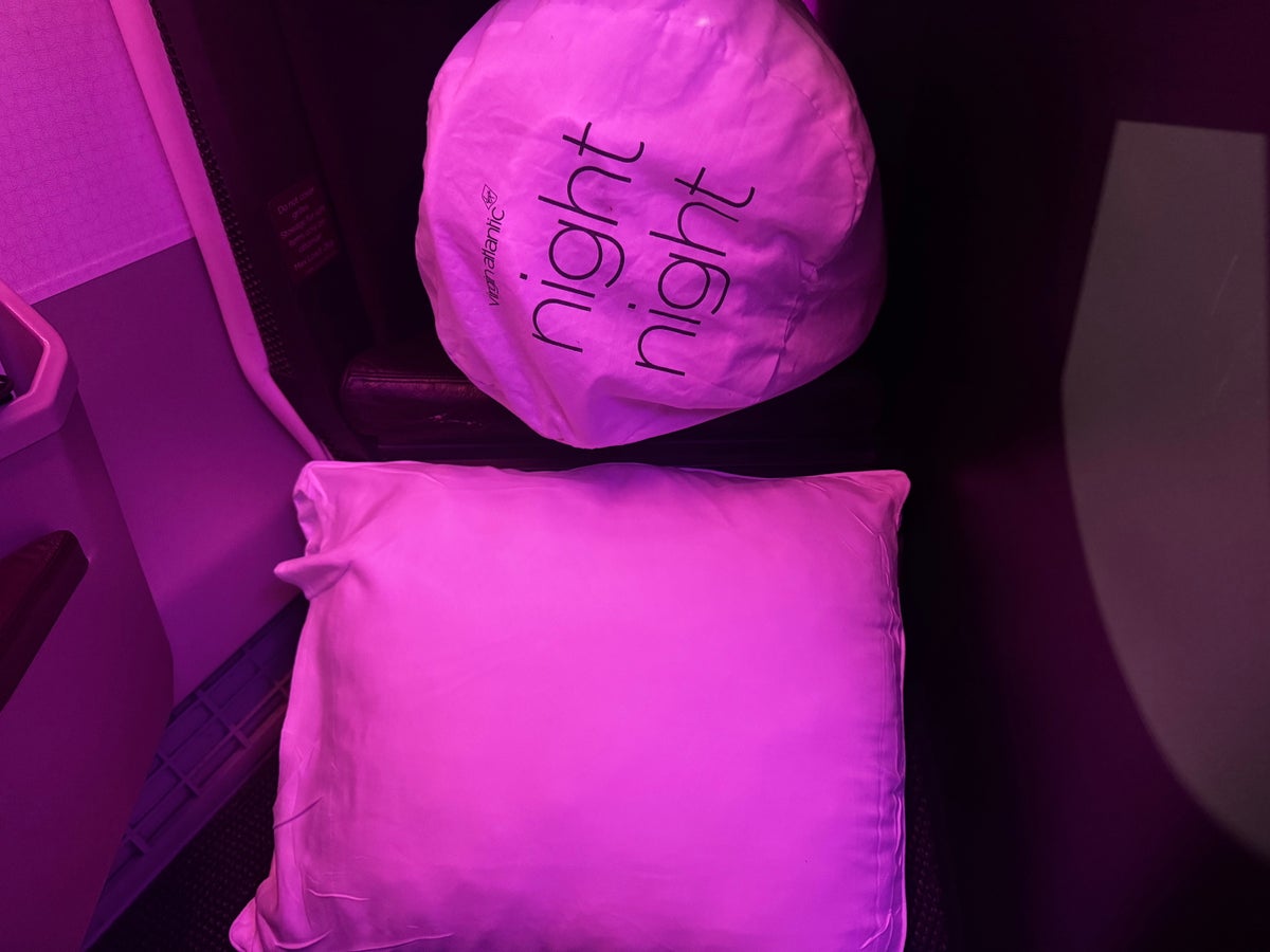 Virgin Atlantic A350 1000 Upper Class bedding