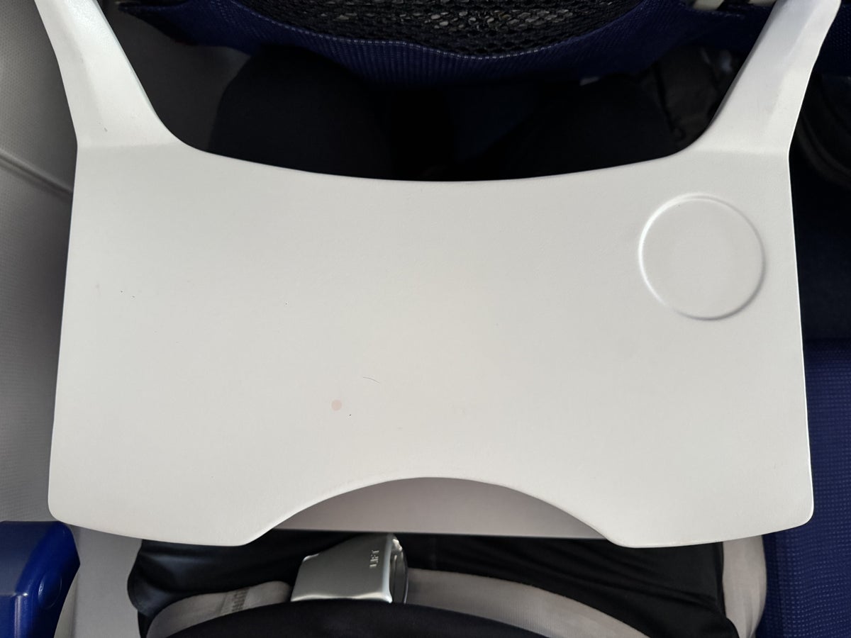 Viva Aerobus A320 Tray Table