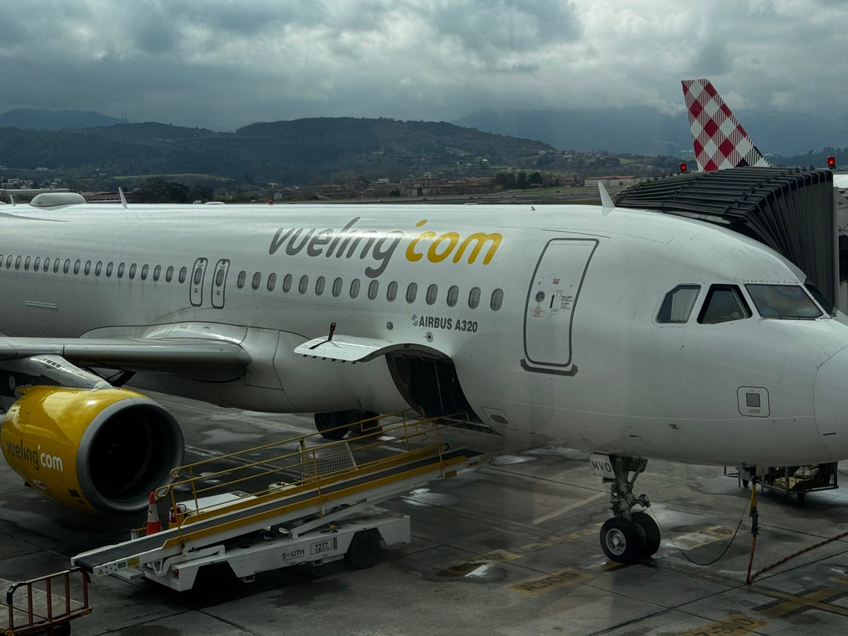 What’s It Like Flying Short-Haul With Vueling? This Was My Experience From Bilbao to Barcelona.