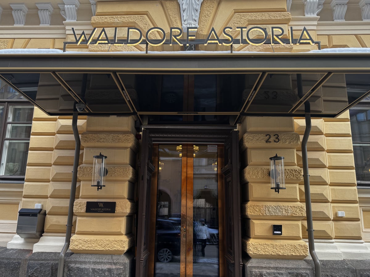 Waldorf Astoria Helsinki door