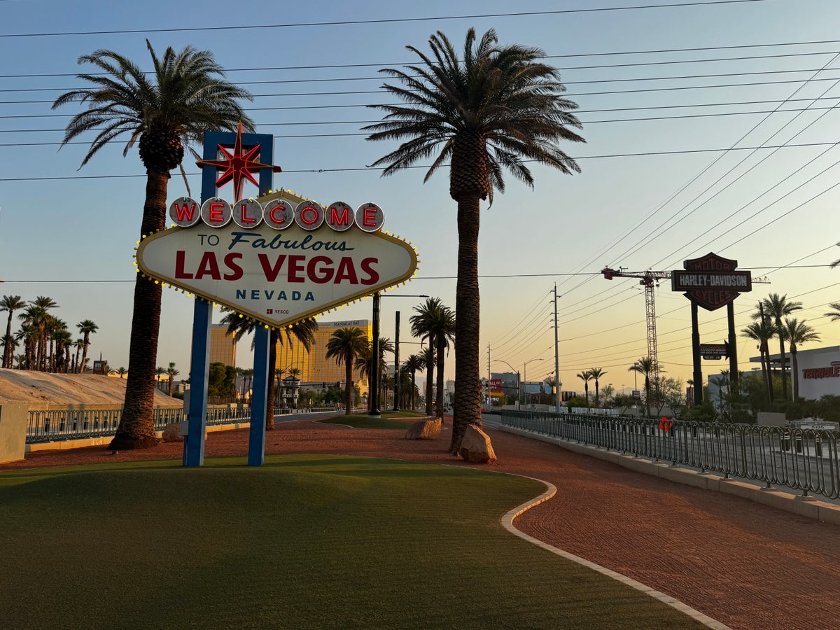 Welcome to Las Vegas Sign 4